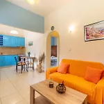Apartament Nikos Seaside *