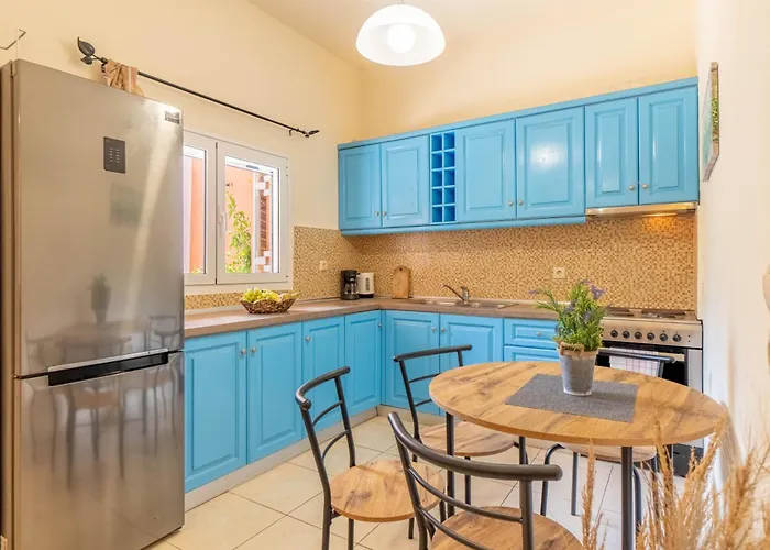 Apartment Nikos Seaside Agia Pelagia Chlomou